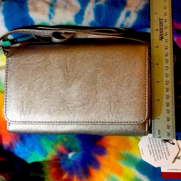 HOLD—Mundi Silver wallet or clutch or crossbody. NWT. - Picture 9 of 10